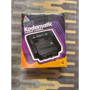 Vintage Kodak Kodamatic 930 1985 Polaroid Instant Camera